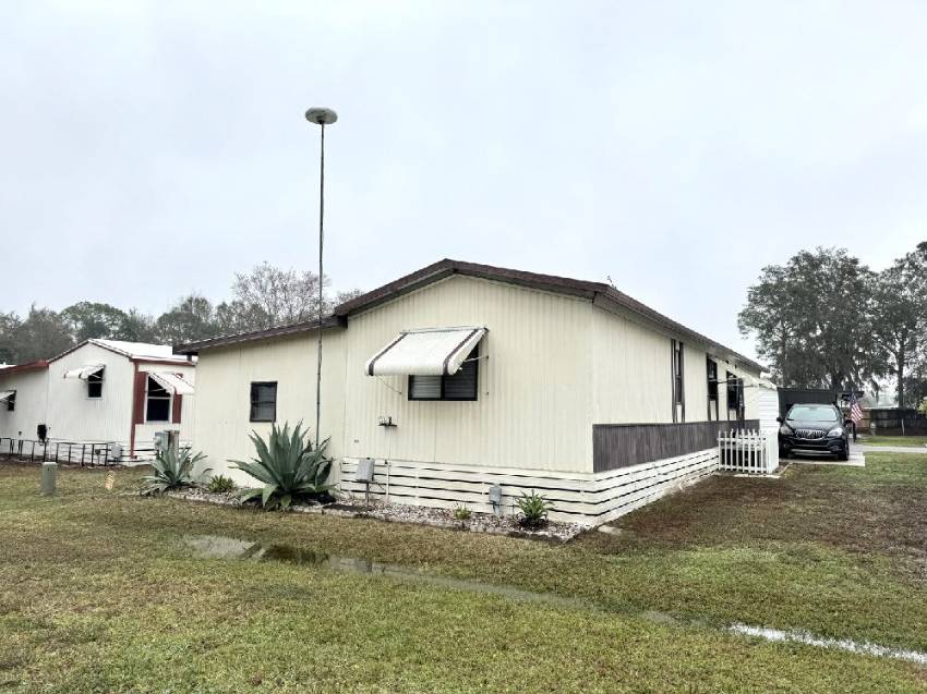 25 Leisure Drive a Auburndale, FL Mobile or Manufactured Home for Sale